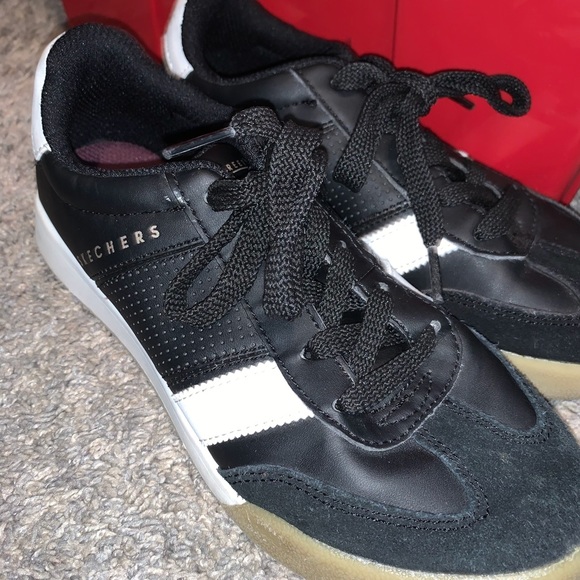 skechers size 3 black